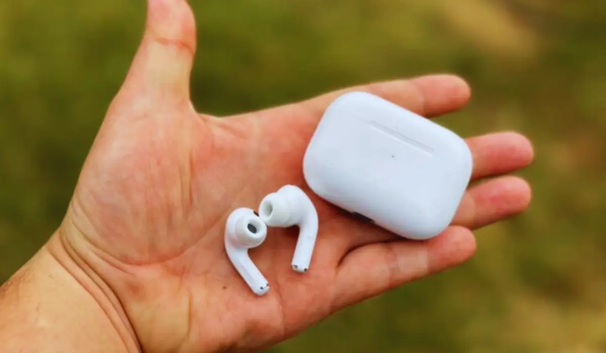 Apple's AirPods Pro hearing health features